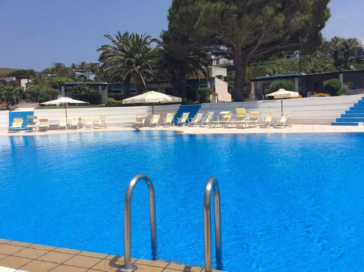 Villa Alle Eolie Nello Splendido Villaggio Lentia Вулкано