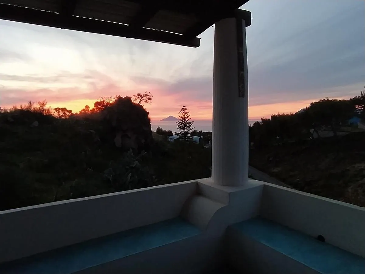 Villa Alle Eolie Nello Splendido Villaggio Lentia Вулкано 0*,  Италия