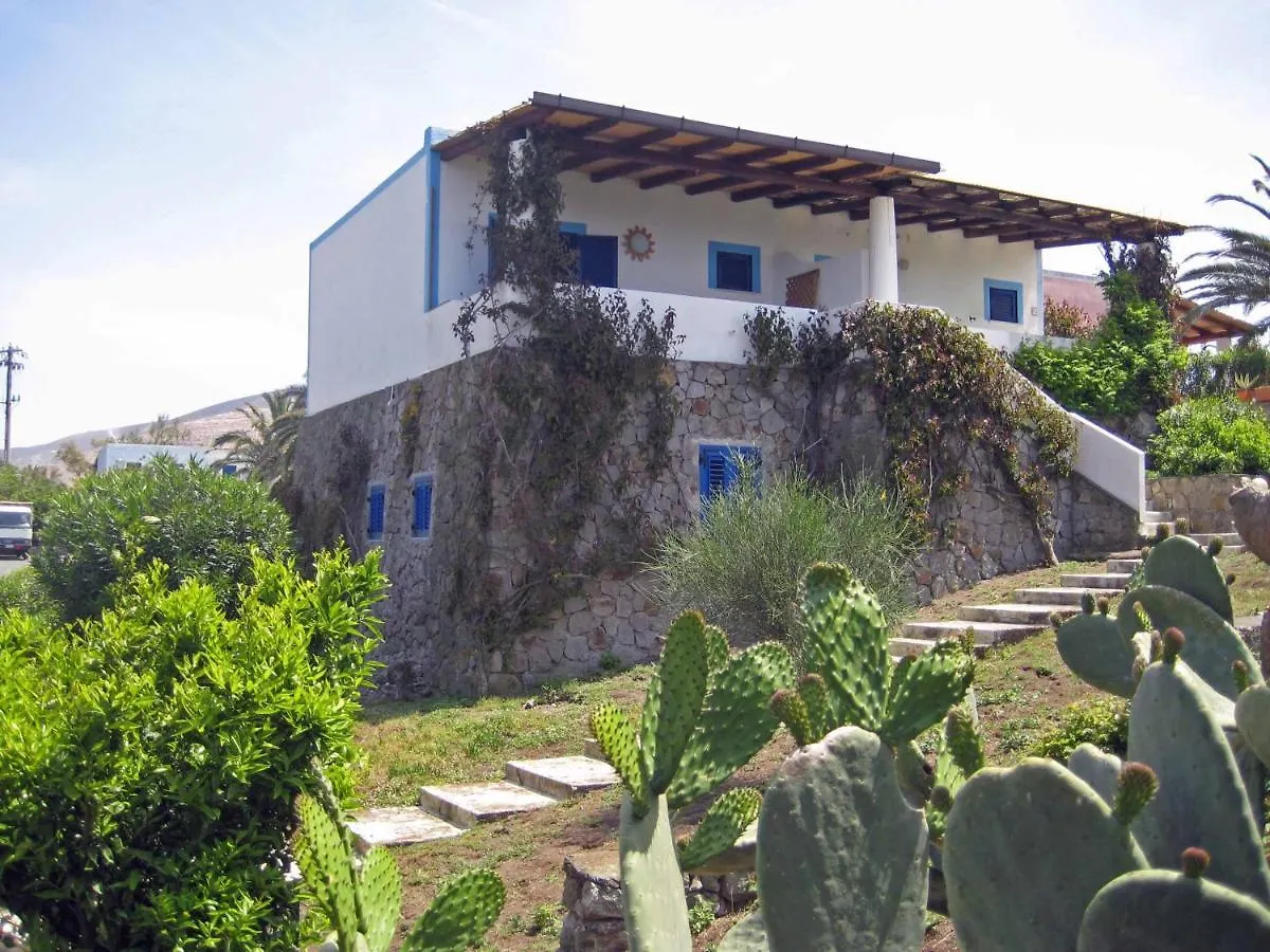 Villa Alle Eolie Nello Splendido Villaggio Lentia Вулкано 0*,
