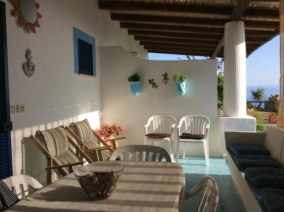 Villa Alle Eolie Nello Splendido Villaggio Lentia Вулкано